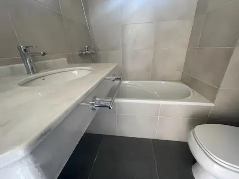 Departamento en Venta con 4 cochera