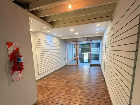 Local en Alquiler en Caseros, $ 2.000.000