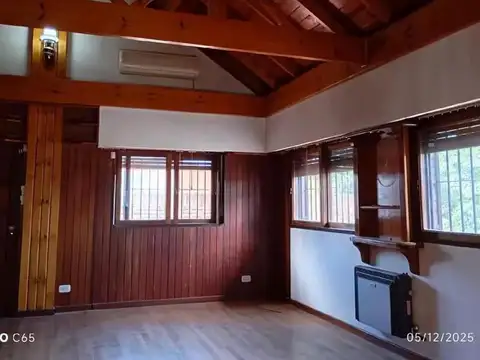 Depto Tipo Casa 5 ambientes con 3 baños
