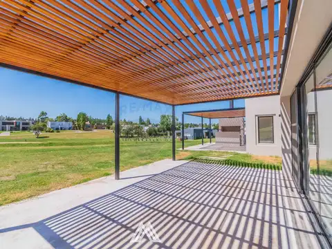 Casa en Venta en Canelones, USD 690.000
