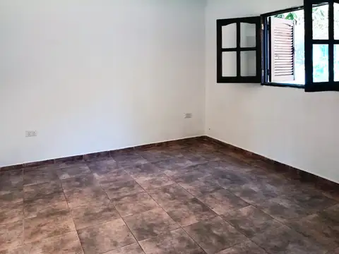 Alquiler de Departamento de 2 Dorm. en Villa Allende Sobre Pellegrini