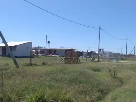 Terreno en Venta 32  mts Fondo
