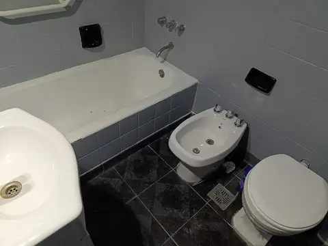 Depto Tipo Casa en Alquiler 62 años