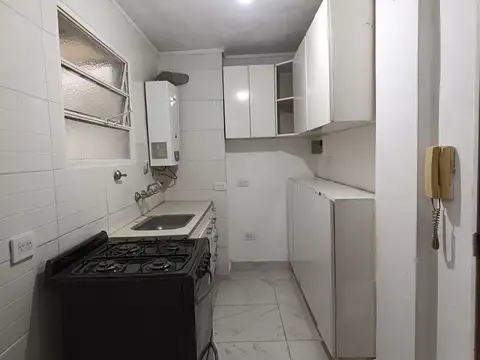 Depto Tipo Casa en Alquiler en Plaza Rocha, $ 650.000