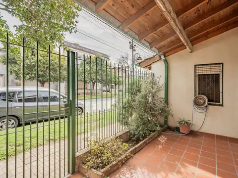 Venta casa 4 amb Escritorio Playroom Olivos