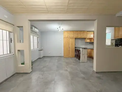 Depto Tipo Casa en Venta 35 años