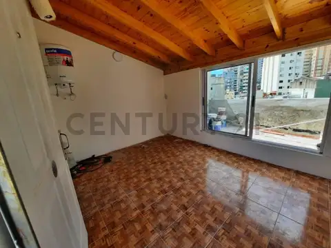 Depto Tipo Casa en Venta 56 años