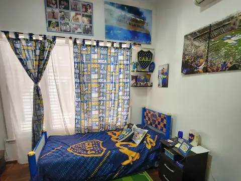 VENTA CASA 5 AMBIENTES PATIO COCHERA BERNAL