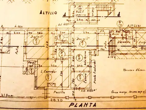 Casa 3 ambientes con 1 baño