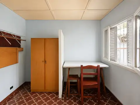 Casa 4 ambientes con 1 baño