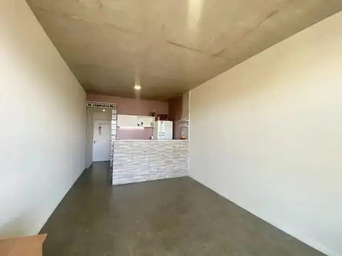 Venta Monoambiente Luminoso con Balcón y Parrilla Propia.