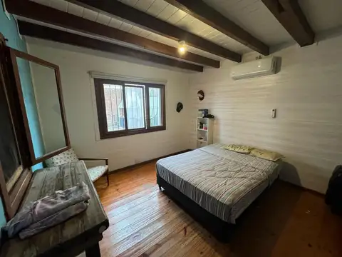Casa 3 ambientes con 2 baños