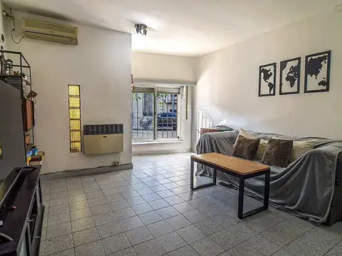 Depto Tipo Casa 6 ambientes con 1 baño