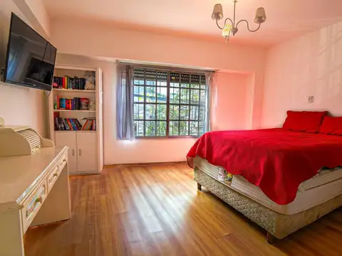 Depto Tipo Casa en Venta de 4 dormitorios