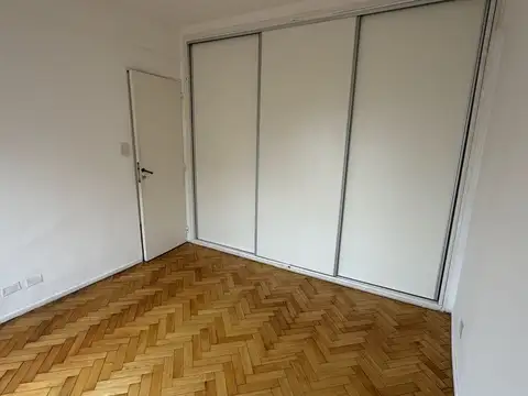 Departamento en Alquiler en Almagro, $ 950.000