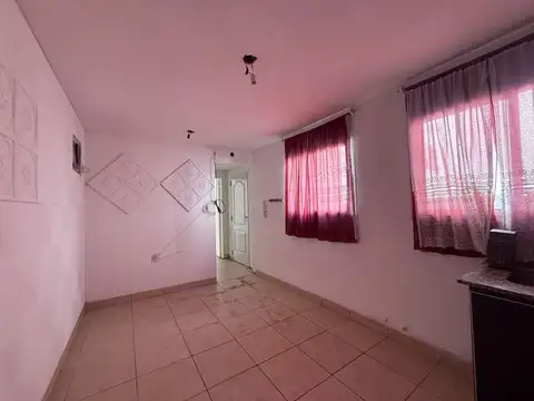 Av. 101 Dr. Ricardo Balbín al 5600