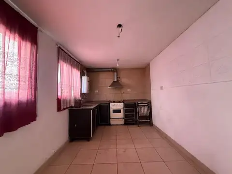 Depto Tipo Casa en Alquiler en General San Martín, $ 500.000