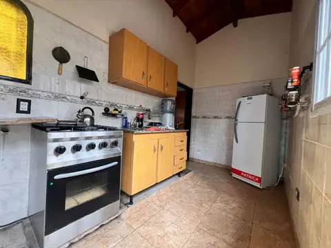 Casa centrica en venta, Marcos Paz.