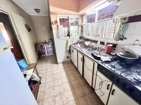 Casa en Venta en Castelar Sur, USD 195.000