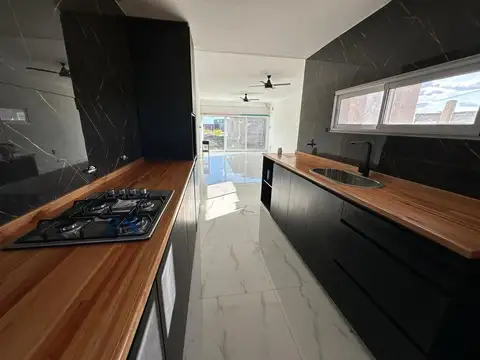 CASA EN VENTA EN VILLA DON CARLOS 3 DORMITORIOS 