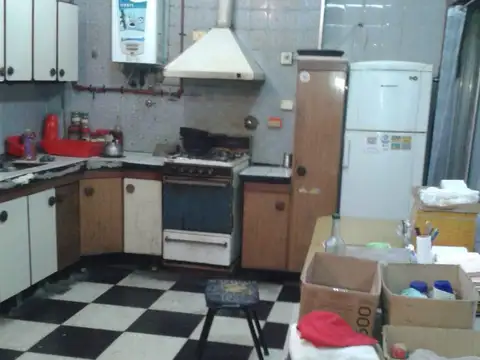 Depto Tipo Casa en Venta 40 años