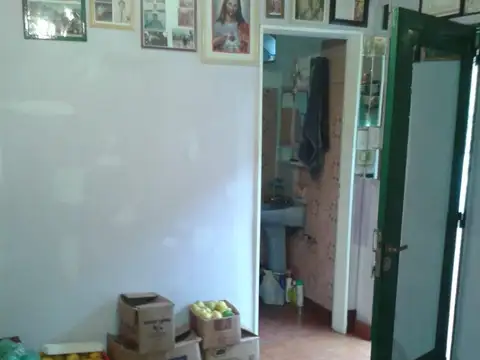 Depto Tipo Casa en Venta en Valentin Alsina, USD 70.000