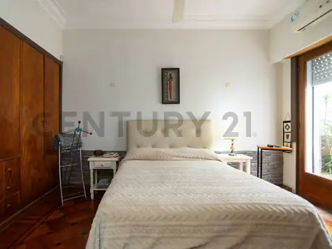 VENTA CASA EN PH LA PLATA 3 DORMITORIOS Y COCHERA