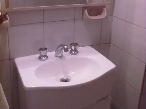 Depto Tipo Casa 2 ambientes con 1 baño