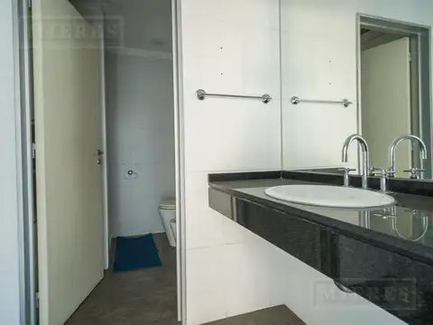 Oficina en Alquiler en San Isidro, USD 8.000