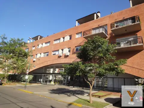 Cochera en Venta de 4  mts largo x 3  mts ancho