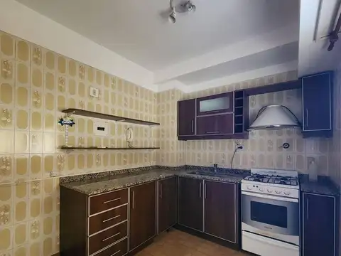 Departamento en Alquiler en Monte Grande, $ 1.100.000