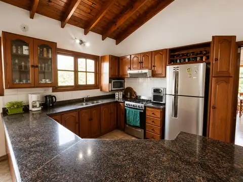 Casa en Venta en Ezpeleta Este, USD 149.999