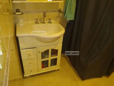 Depto Tipo Casa en Venta en Mataderos, USD 87.000