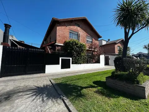 DUPLEX 3 AMB - PATIO - COCHERA - APTO CREDITO