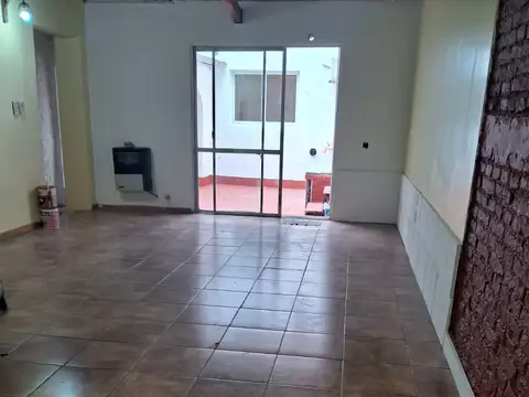 Depto Tipo Casa en Alquiler de 5 ambientes