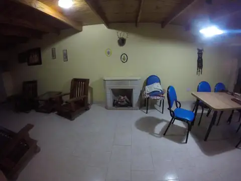 Alquilo casa de 3 dormitorios solo para empresa.