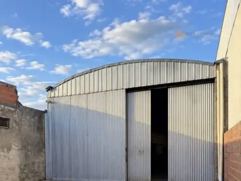 EN VENTA GALPON ROLDAN - ZONA CÉNTRICA