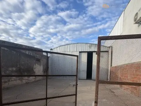 EN VENTA GALPON ROLDAN - ZONA CÉNTRICA