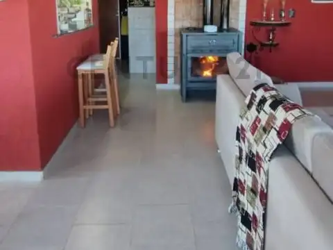 Casa de Campo en Venta en Tanti | 200 m² Cubiertos | Terreno de 1.200 m² | Villa Flor Serrana | Rese
