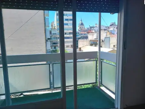 DEPARTAMENTO 30M2 BALCON AV. CORDOBA Y MONTEVIDEO
