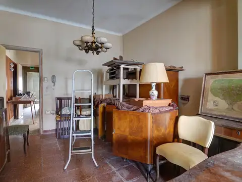 Casa 7 ambientes con 3 baños
