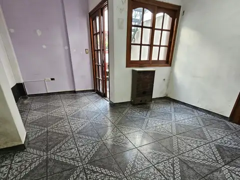 Depto Tipo Casa en Venta en Villa Maipu, USD 75.000