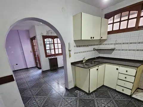 Depto Tipo Casa 3 ambientes con 1 baño