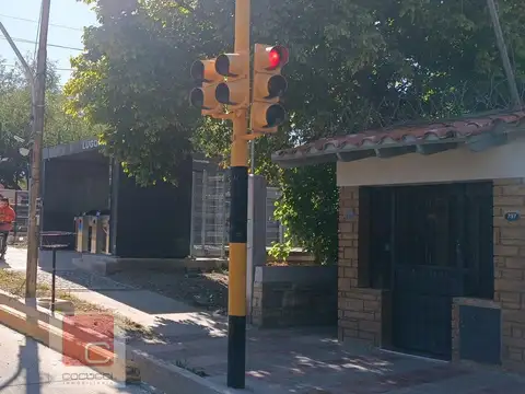 Videla Correa  al 700