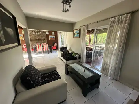 Casa en Venta en La Comarca, USD 380.000