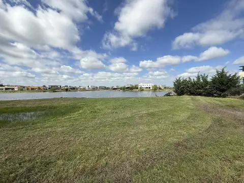 Terreno en Venta 42  mts Fondo