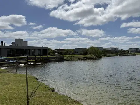 Terreno en Venta en San Sebastian, USD 73.000