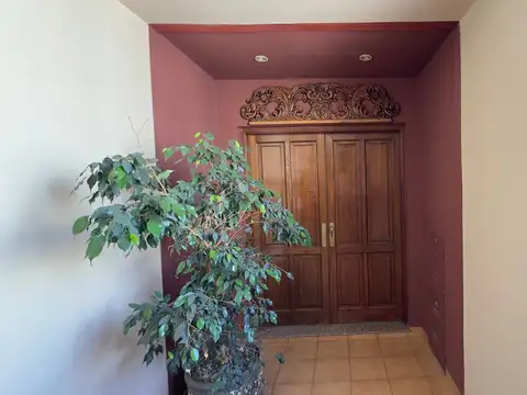 Departamento 7 ambientes con 4 baños