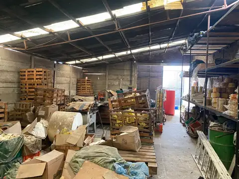 Galpon en Venta 10  mts Frente