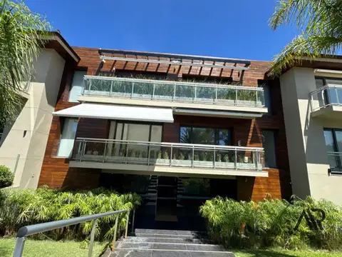 Apartamento en venta de 3 dormitorios c/ cochera en Carrasco